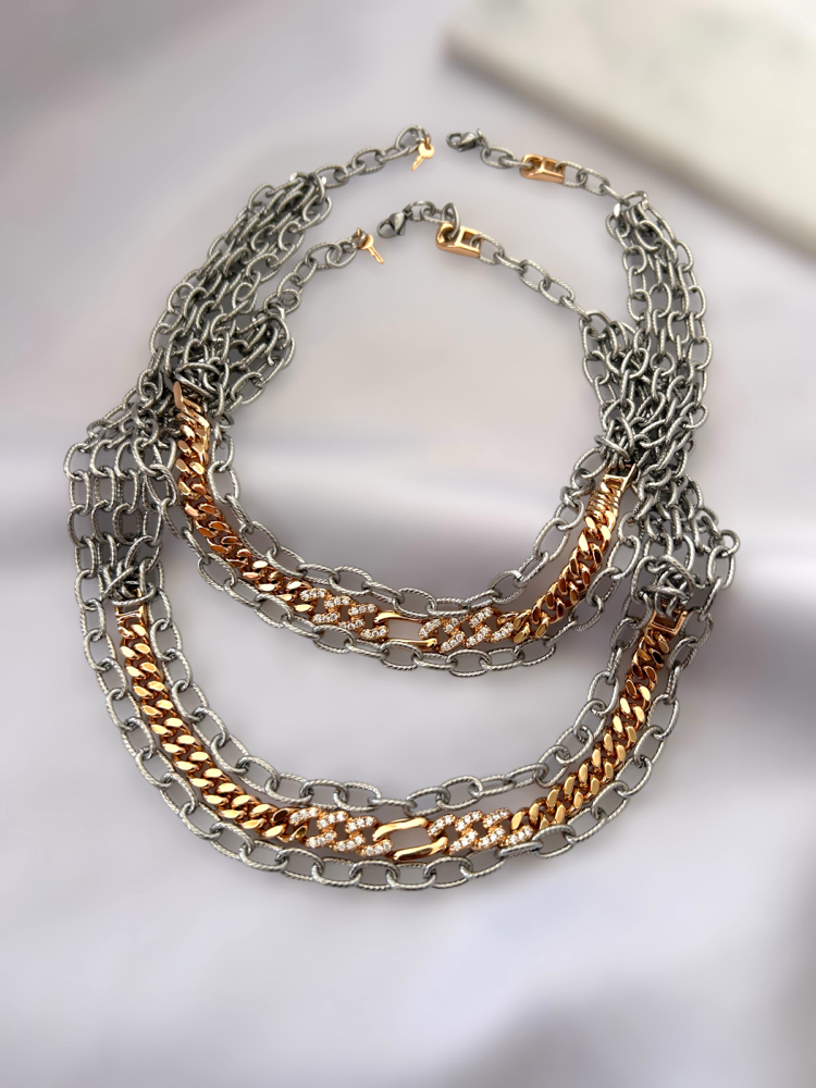 Linda rose choker 