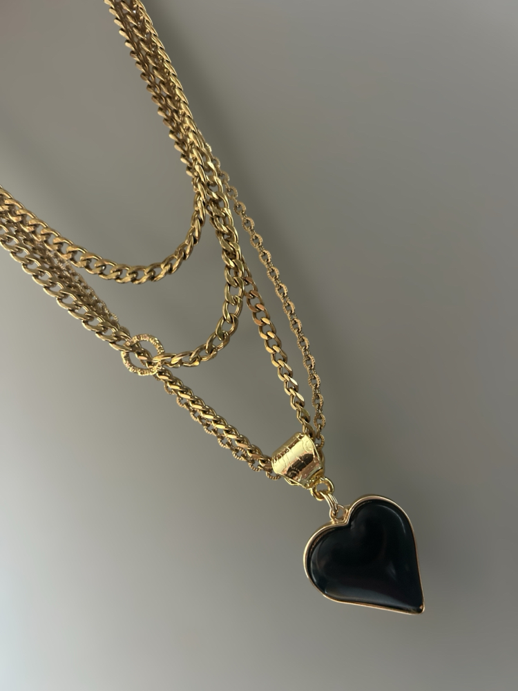 Black Halo Necklace 