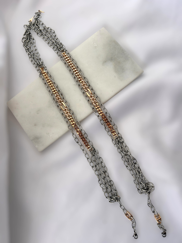 Linda rose choker 