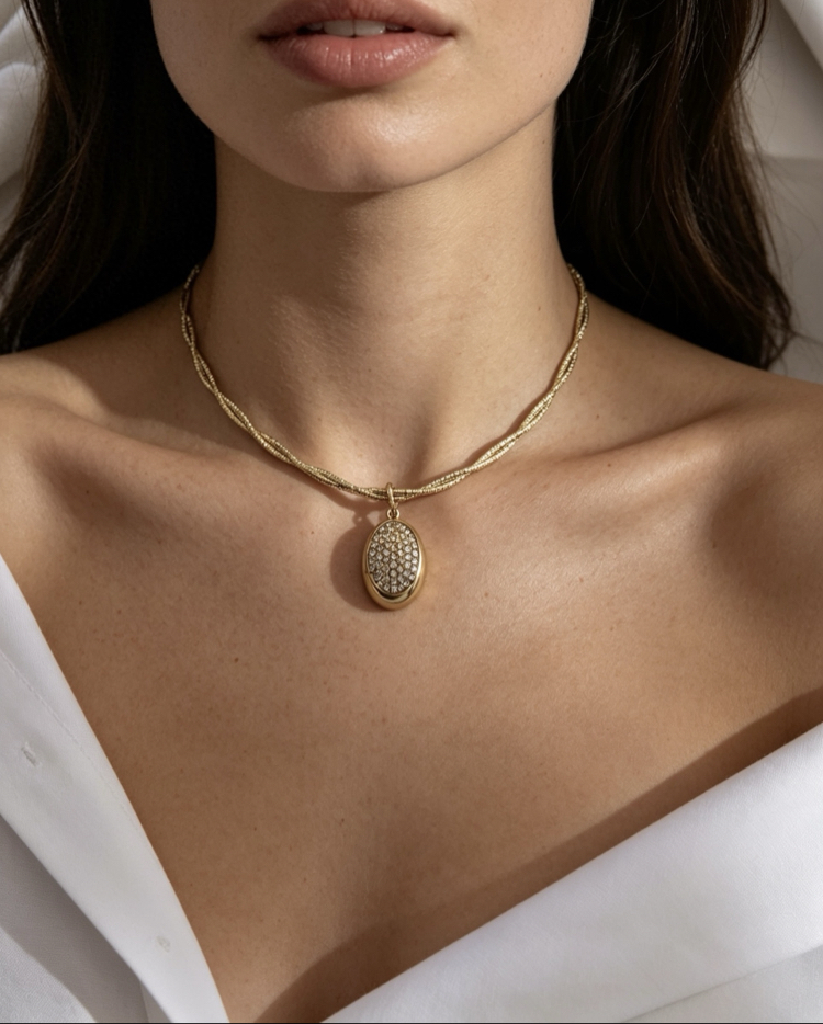 Soft Aurezian Choker