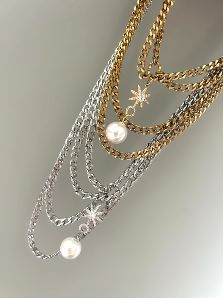 Luna drip necklace