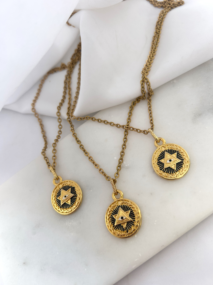 Noir Eye Necklace