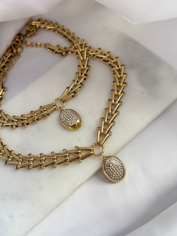 Aurezian Fine Choker
