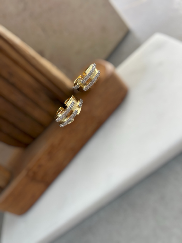 Luxe ring