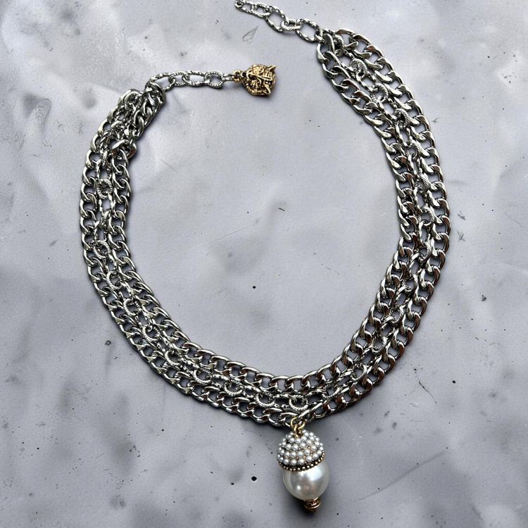Regina Pearl Necklace