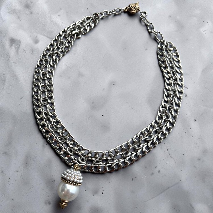 Regina Pearl Necklace