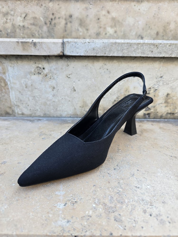 Zara Model Bayan Topuklu Ayakkabı