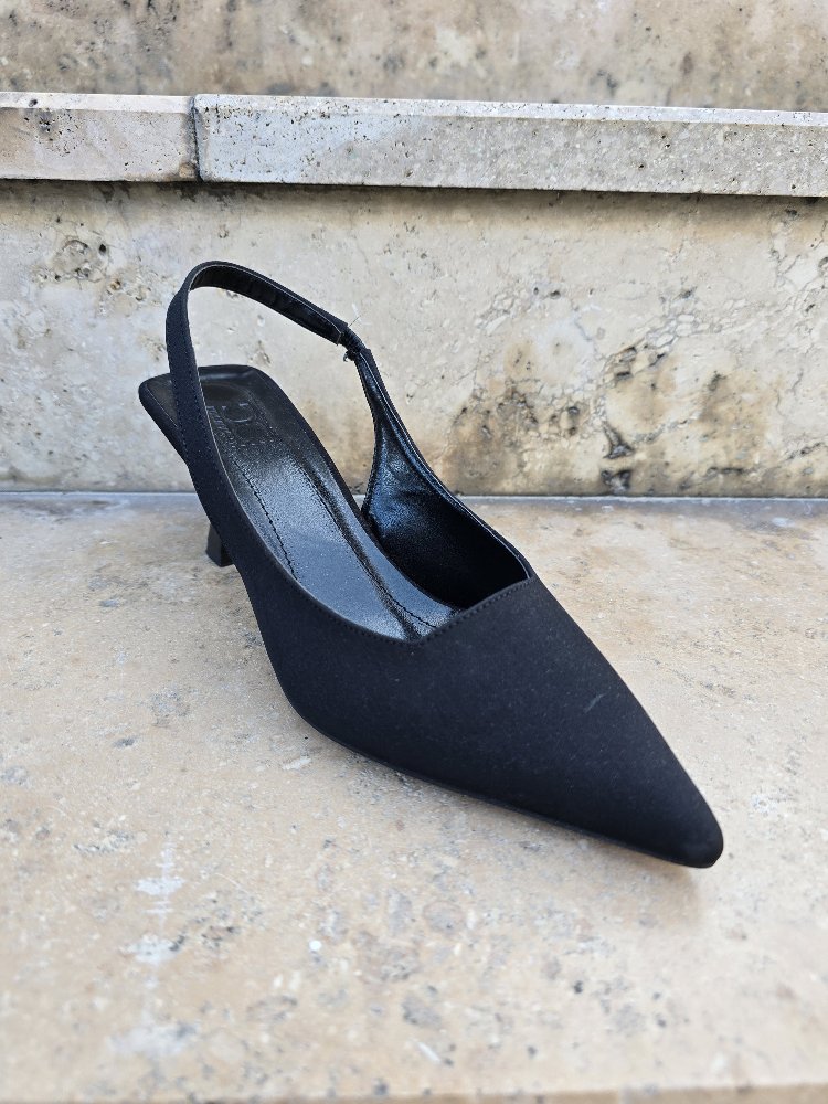 Zara Model Bayan Topuklu Ayakkabı