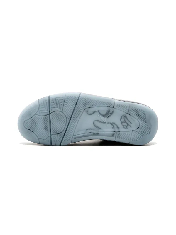 Nike Air Jordon 4 x Kaws