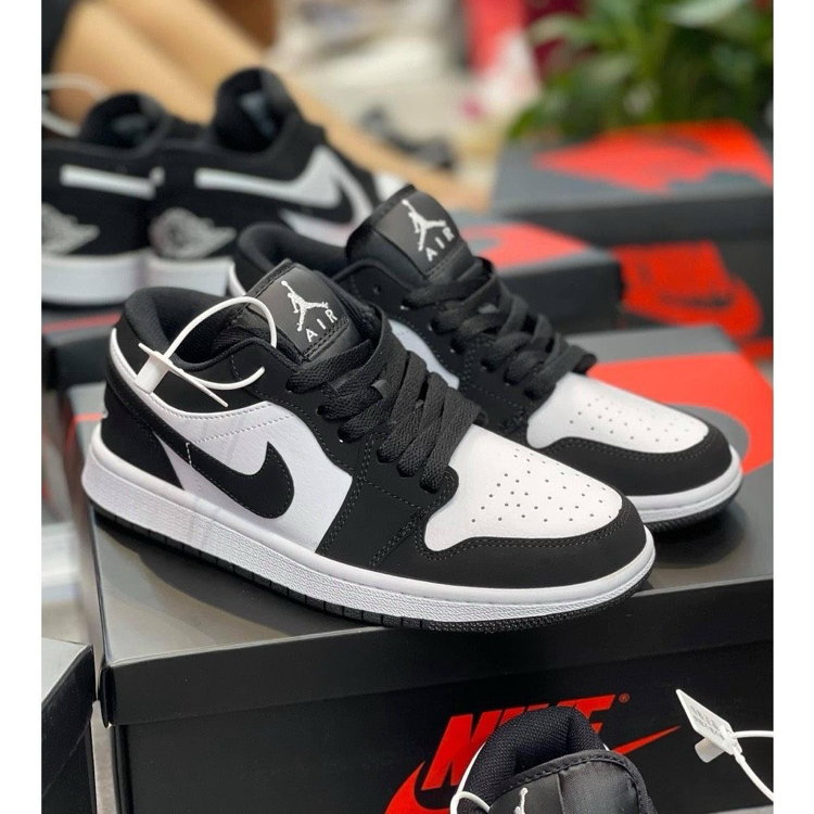 Nike Air Jordon panda