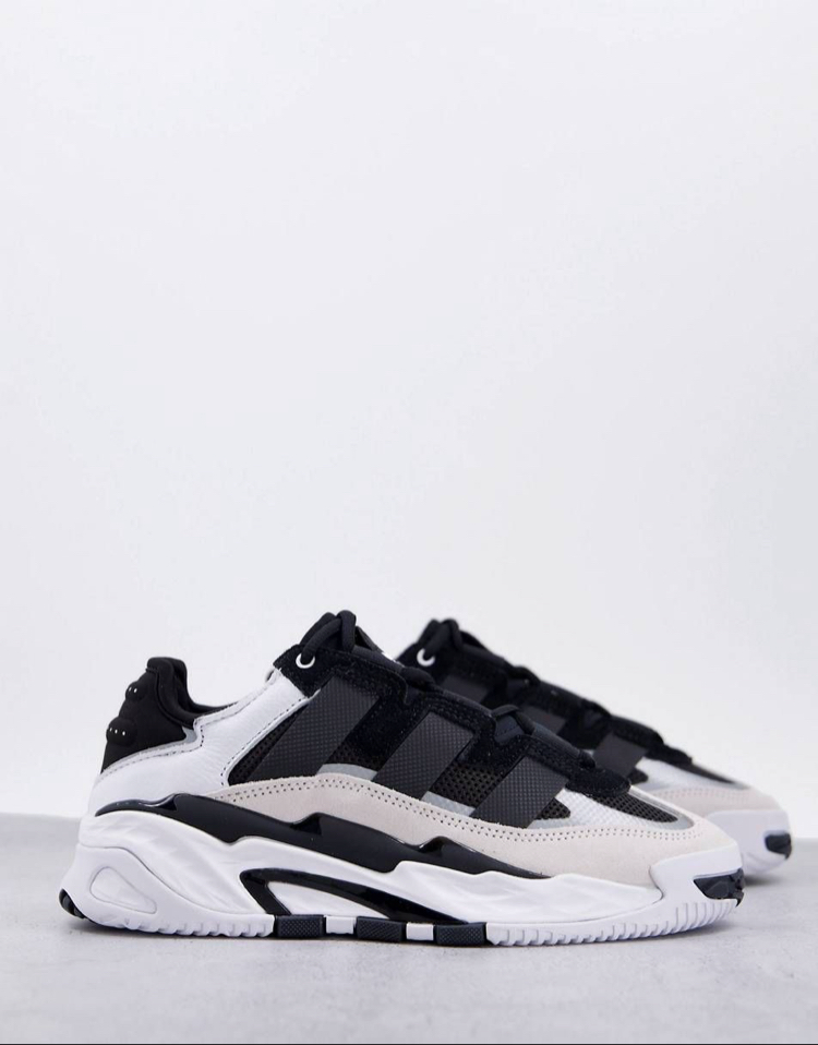 Adidas Niteball Black and White