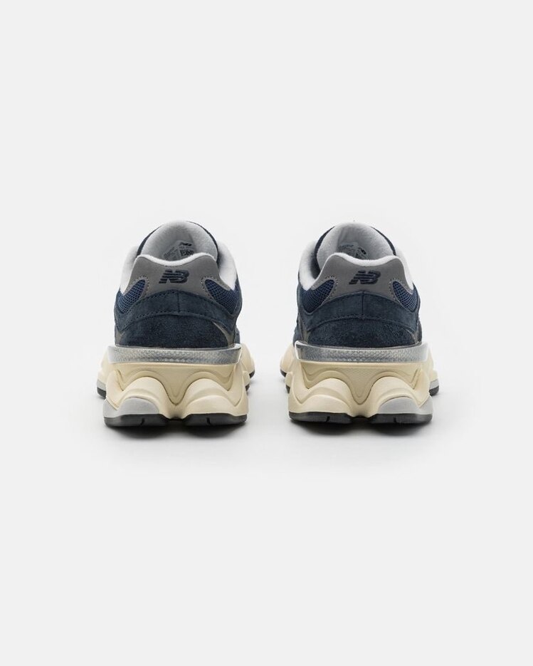 NB9060 Navy White