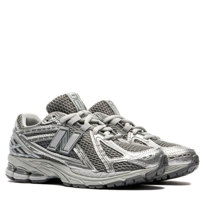 New Balance 1906r Silver