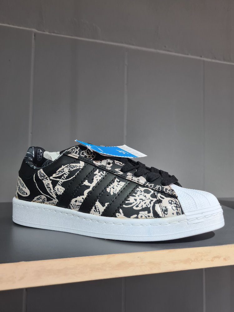 ADIDAS SUPERSTAR SİYAH FLOWER PRINT