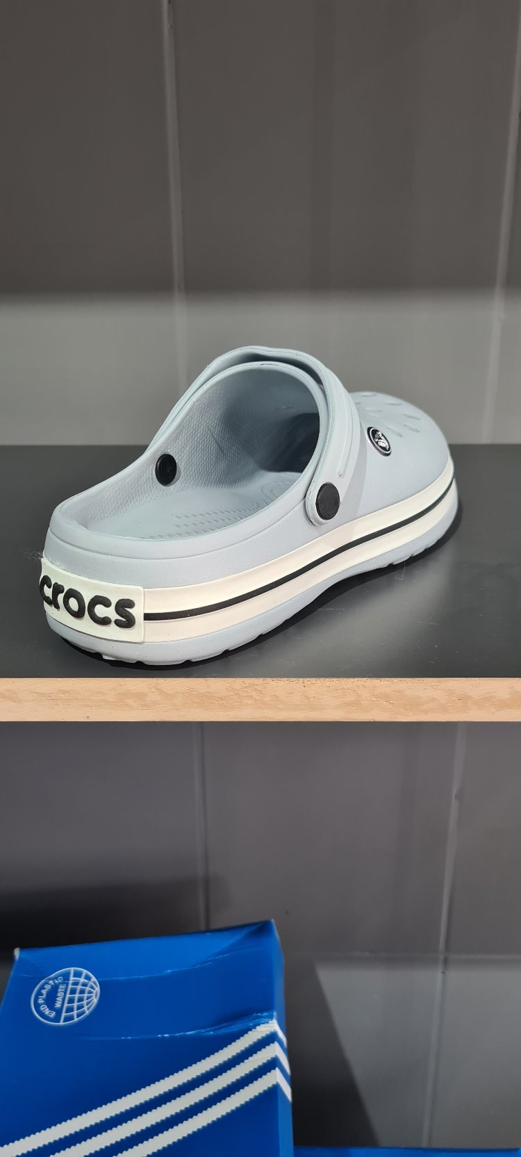 CROCS İTHAL AÇIK GRİ