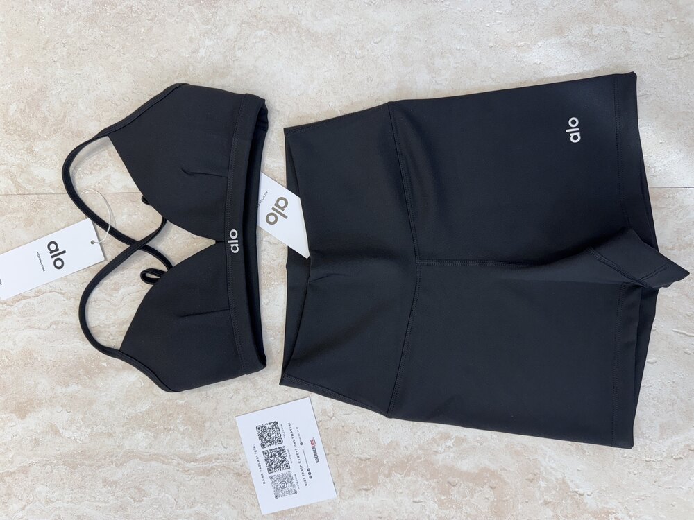 Alo Yoga Bra Şort Tayt Set Siyah
