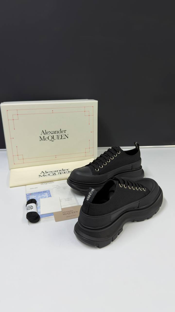 Alexander McQueen Tread Slick Low Lace Up Black Unisex (Premium)