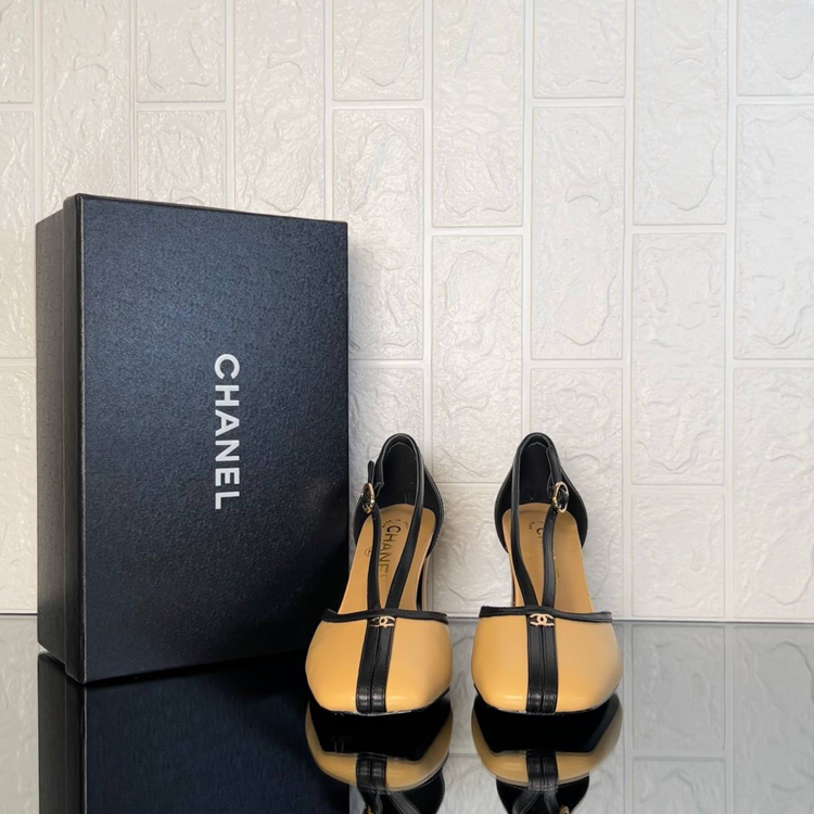 Chanel Lambskin & Patent Calfskin Camel Topuklu (İthal)