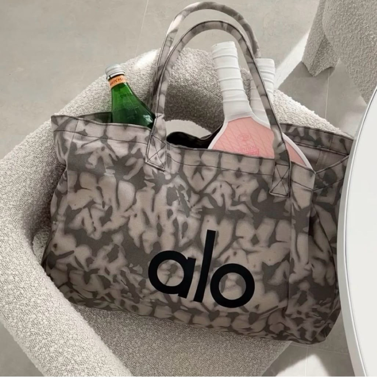 Alo Yoga Iconic Shopper Tote Bag Grey