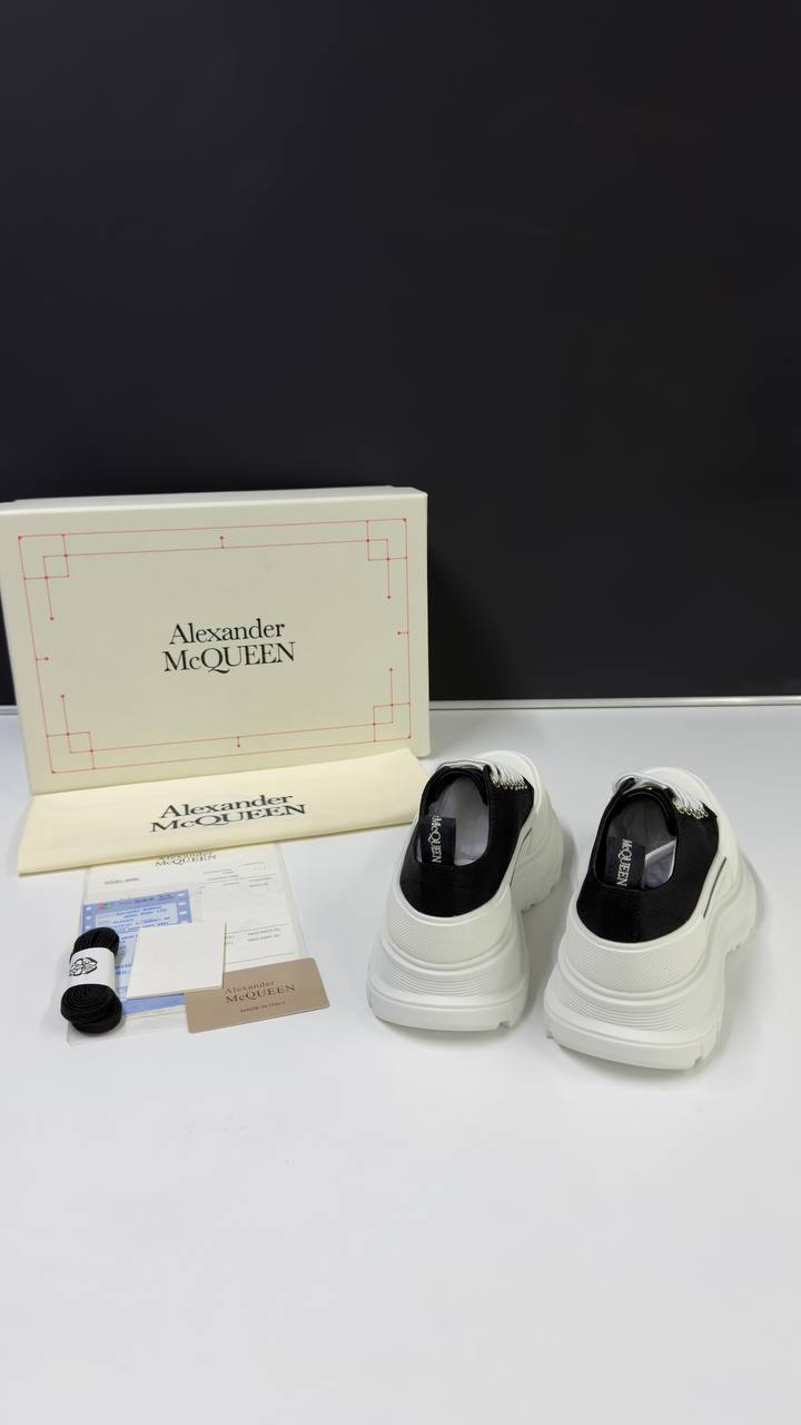 Alexander McQueen Tread Slick Low Lace Up Black White Unisex (Premium)