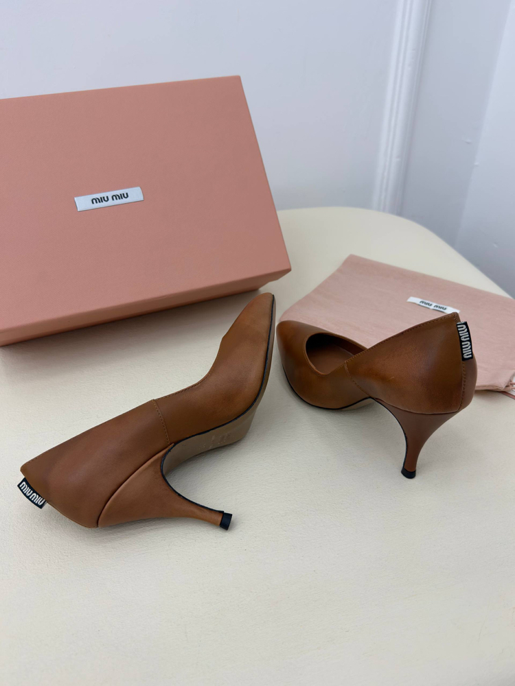 Miu Miu Waxed Calfskin Pointy Toe Pump Taba (Premium)