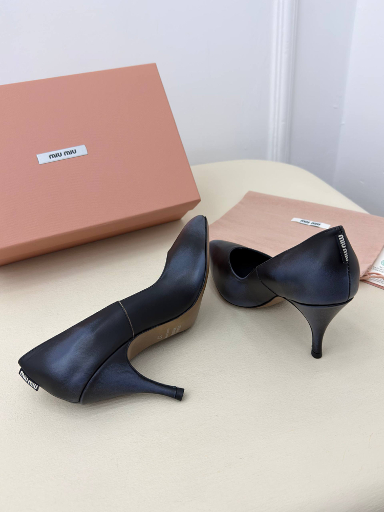 Miu Miu Waxed Calfskin Pointy Toe Pump Lacivert (Premium)