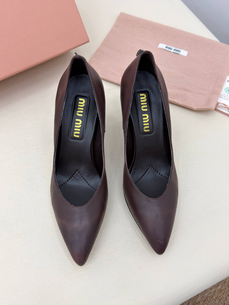 Miu Miu Waxed Calfskin Pointy Toe Pump (Premium)