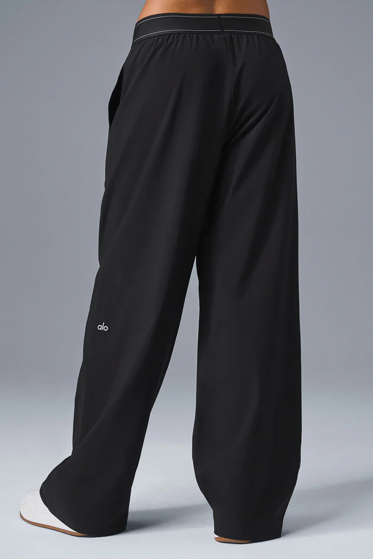 Alo Yoga Pantolon Kadın Siyah Suit Up Trouser (Regular)