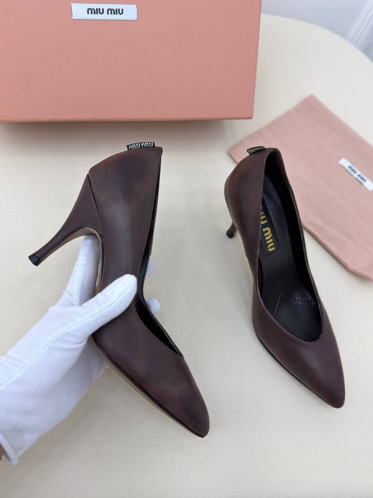 Miu Miu Waxed Calfskin Pointy Toe Pump (Premium)