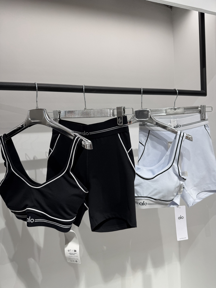 Alo Yoga Takım Şort Tayt Bra Set (Premium) 2026