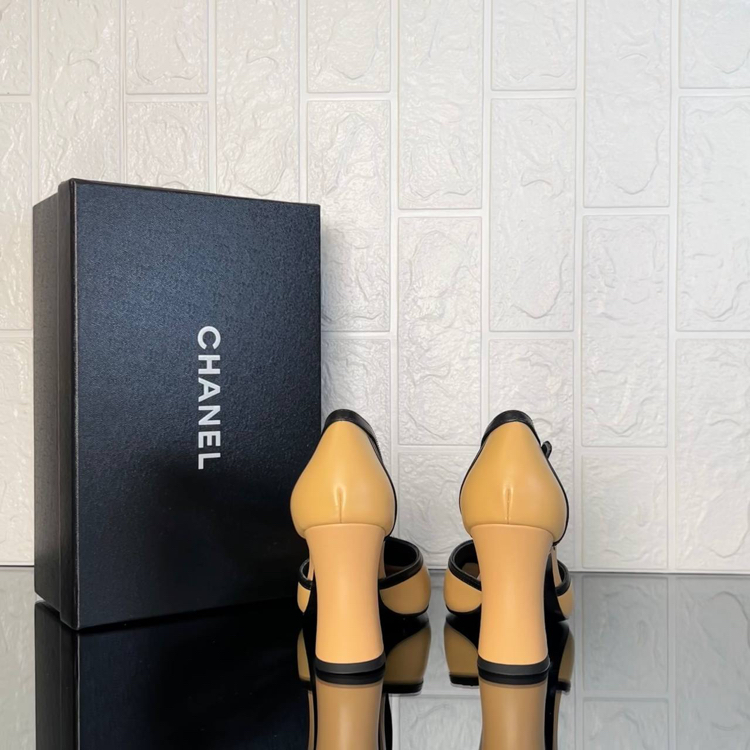 Chanel Lambskin & Patent Calfskin Camel Topuklu (İthal)