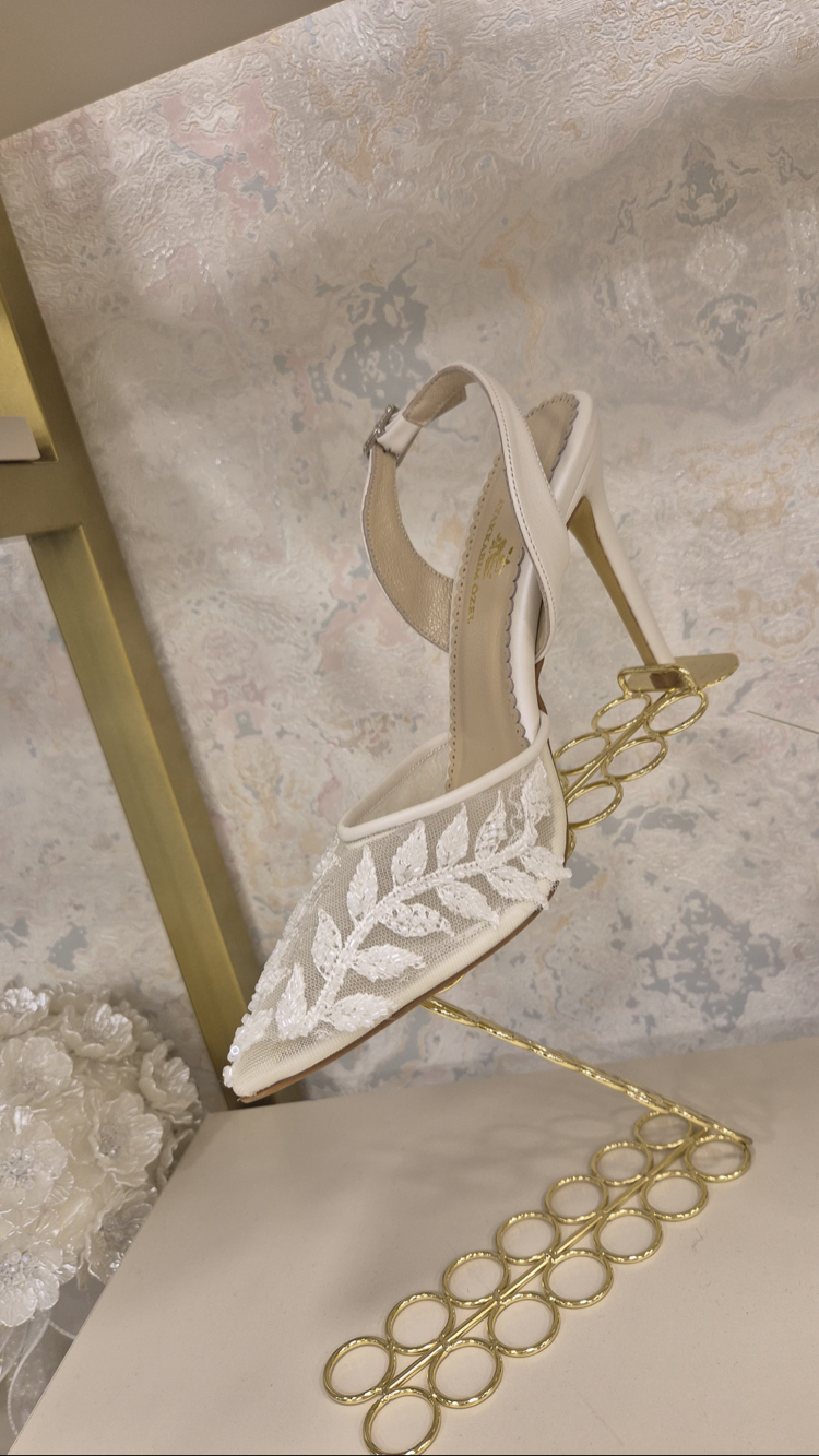 Flora İşlemeli Stiletto - Beyaz Özel Tasarım