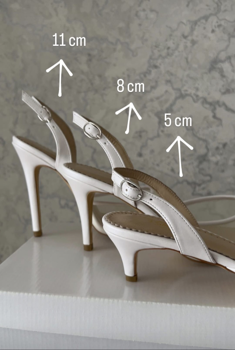 Kristal Taşlı ve Çiçek Detaylı Transparan Stiletto