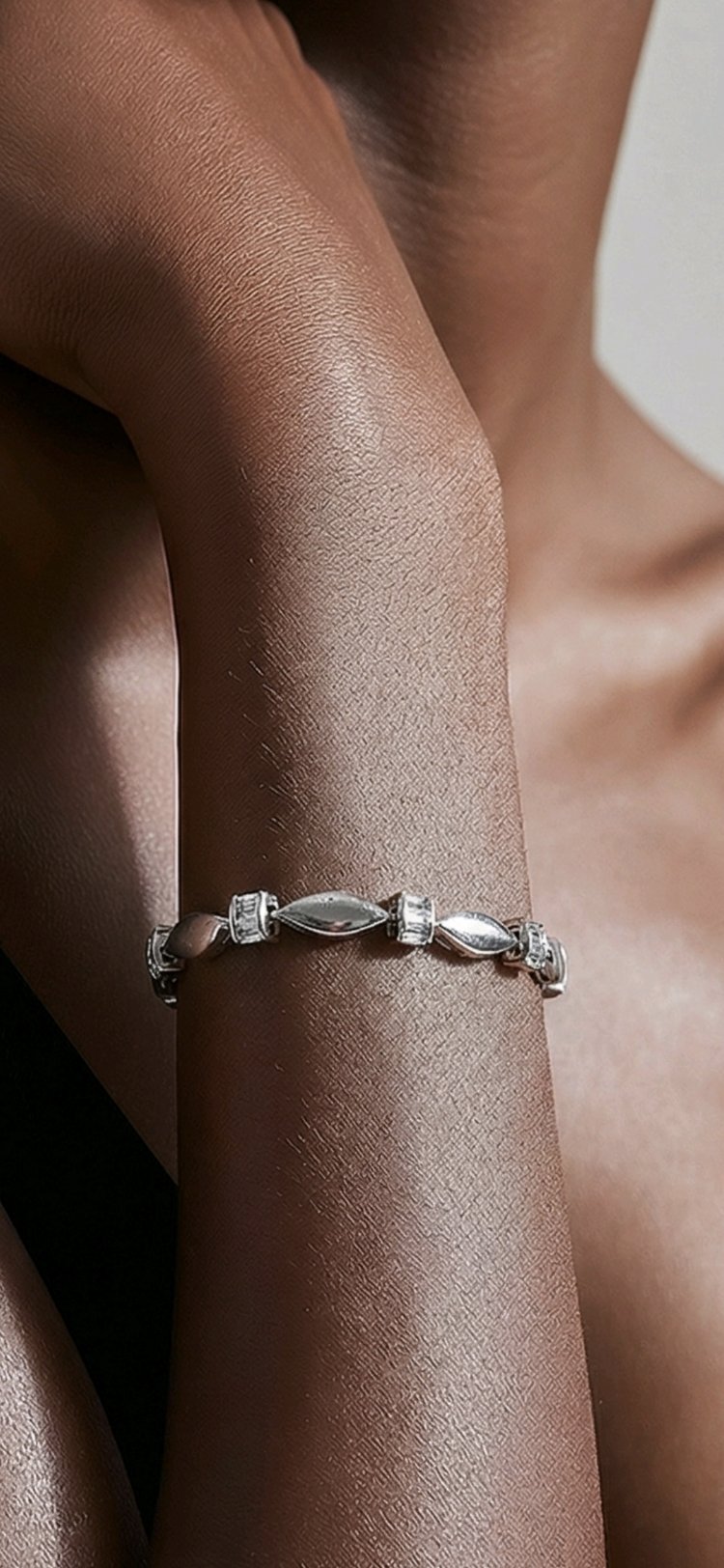 Crystal Motion Silver Bileklik