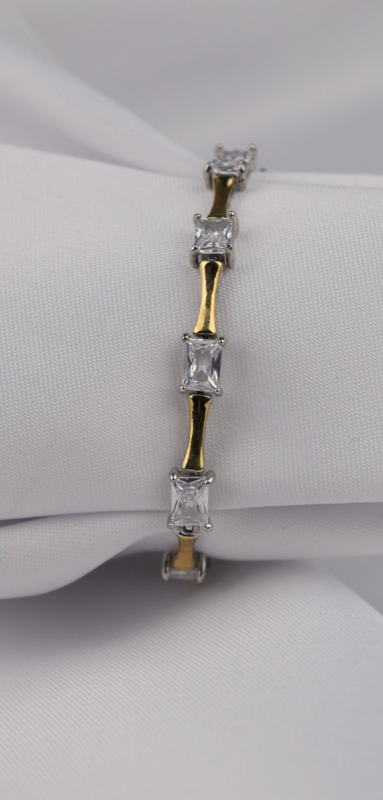 14K Gold Zirkon Taş Bileklik