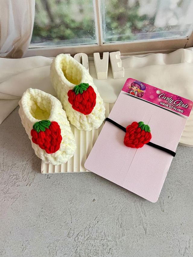 Bebek patiği ve bandana seti