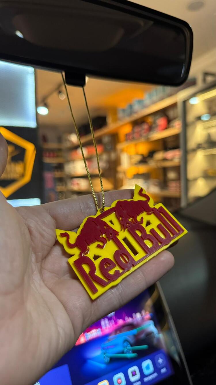 RED BULL AYNA SÜSÜ PLEKSİ 3D