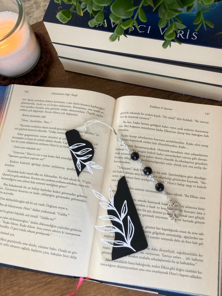 Leaves Kitap Ayracı