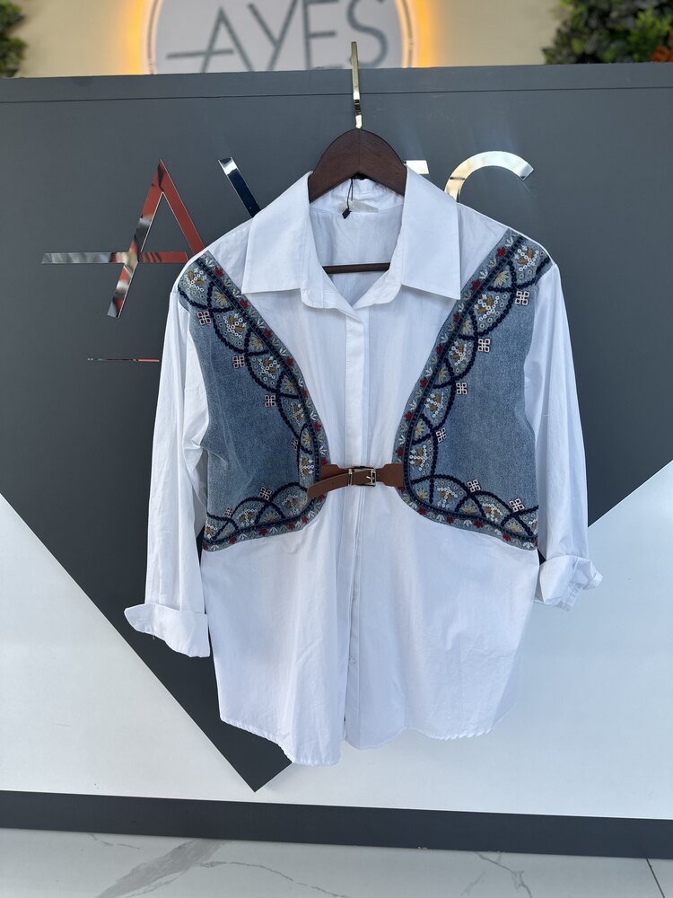 Beyaz kot detaylı gömlek