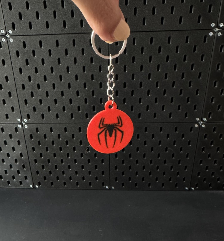 Spider-Man Logo Amahtarlık