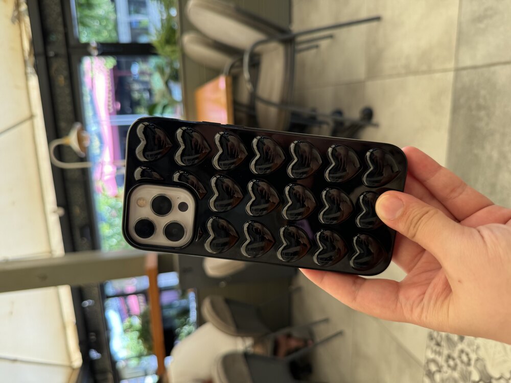 3D Black Kalpli kabartmalı model