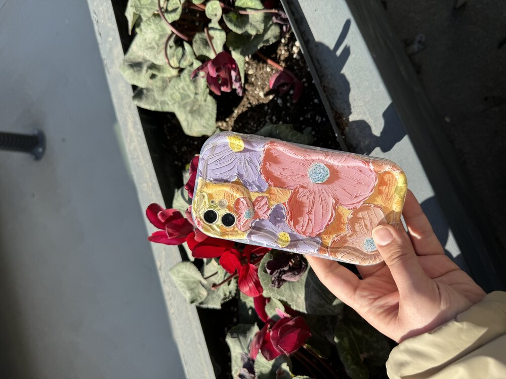 Çeşitli Çiçek Desenli Telefon Kılıfı