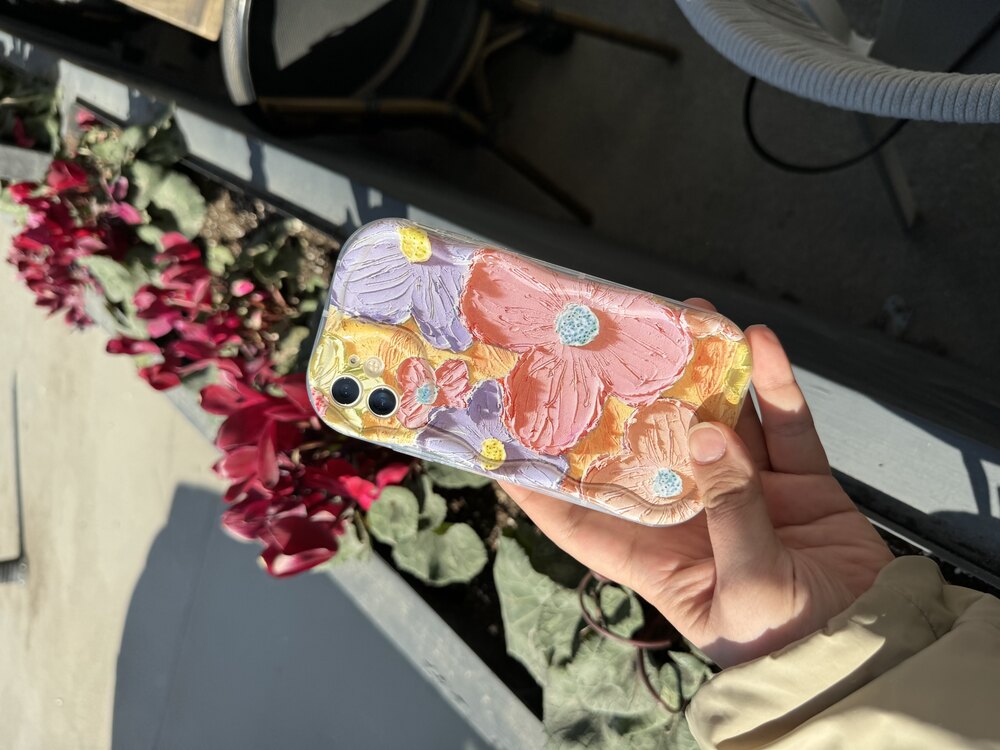 Çeşitli Çiçek Desenli Telefon Kılıfı