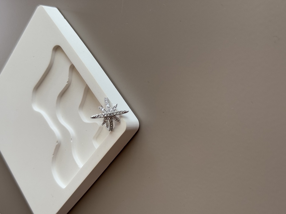 Çelik Silver Yıldız Earcuff