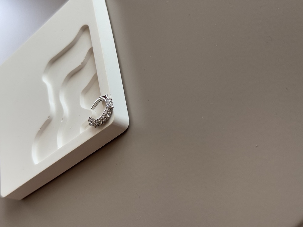 Çelik Silver Taşlı Earcuff