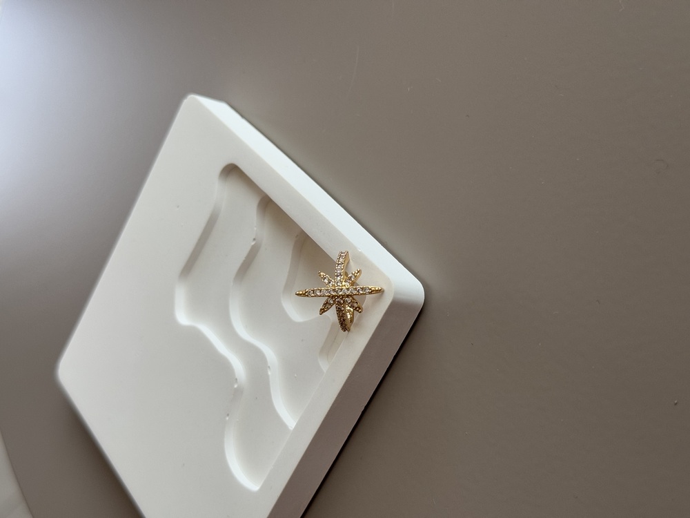 Çelik Gold Yıldız Earcuff