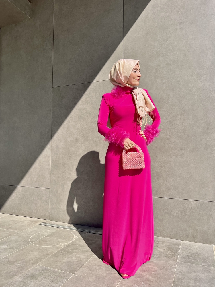 Pembe Fırfırlı Elbise