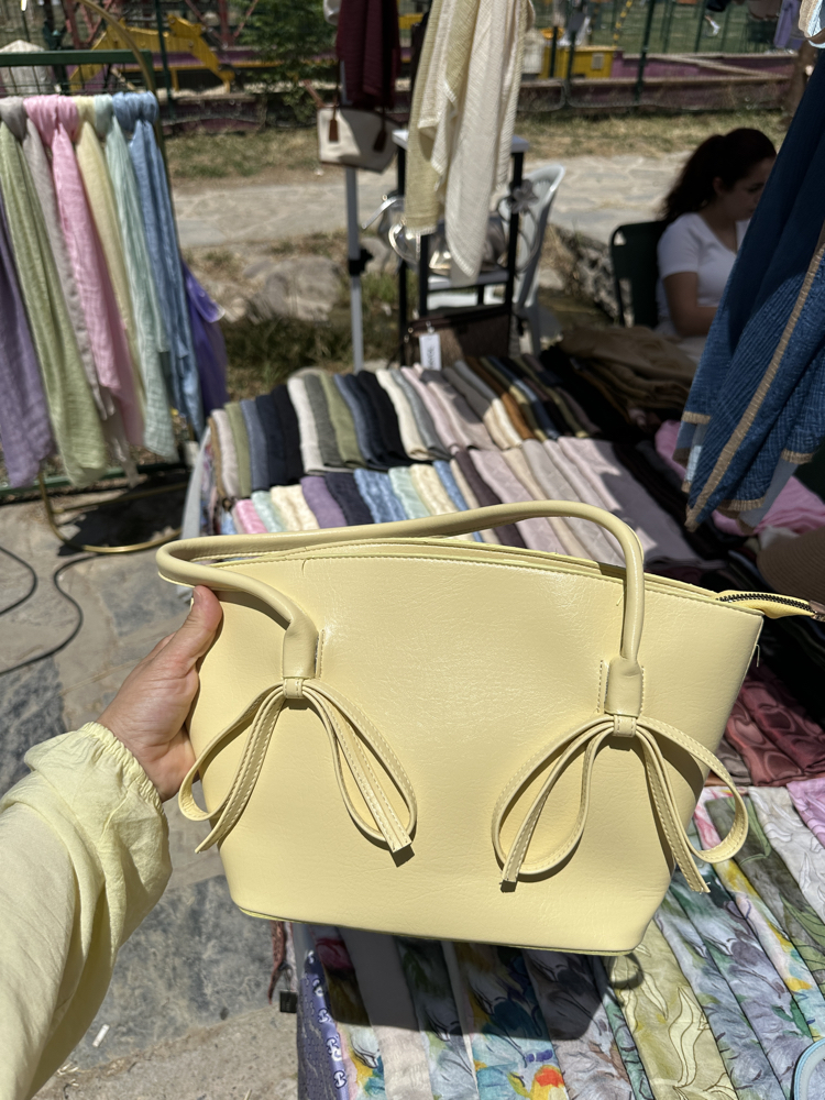 Fiyonk detaylı muadil çanta sarı