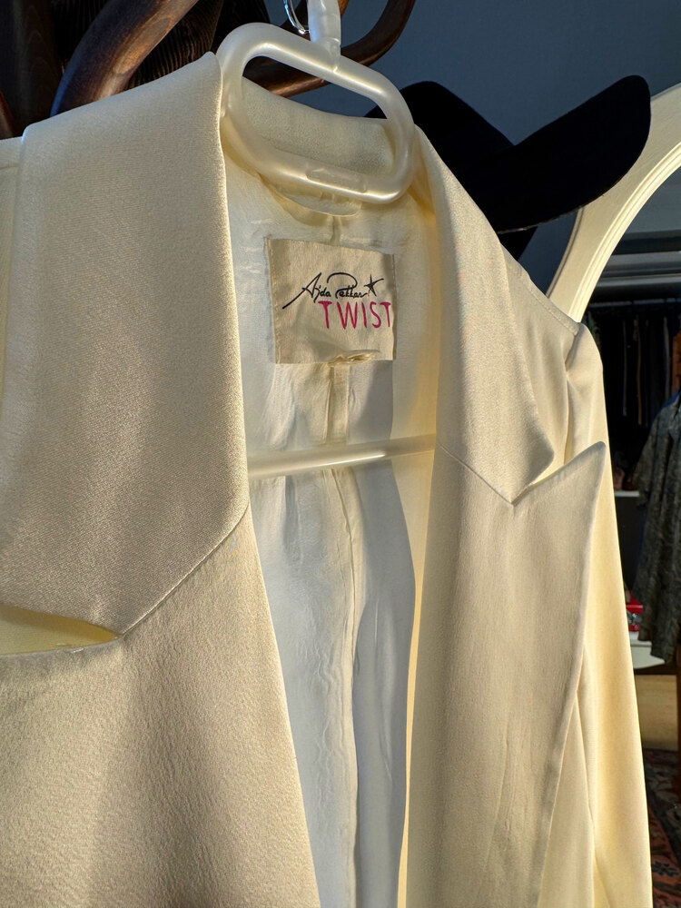 TWIST AJDA PEKKAN İMZALI BLAZER