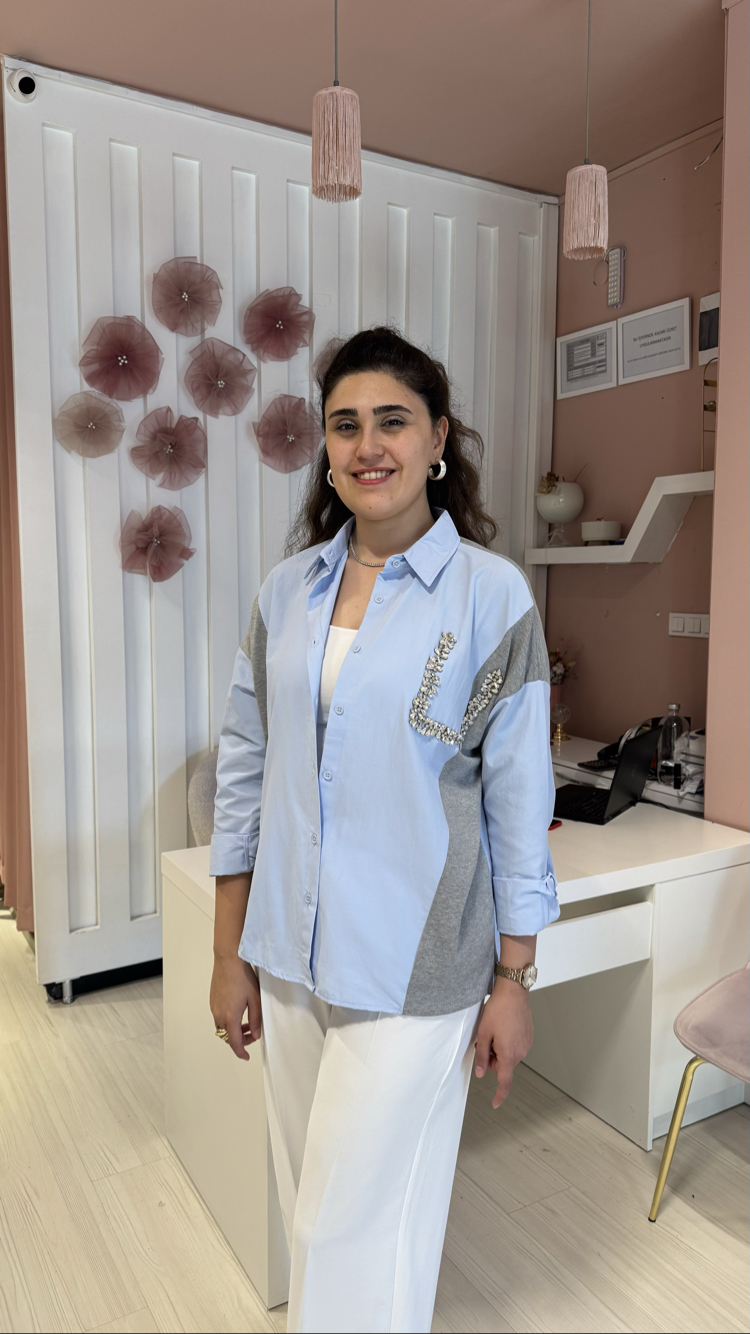 Taş Detaylı Mavi Gri Gömlek